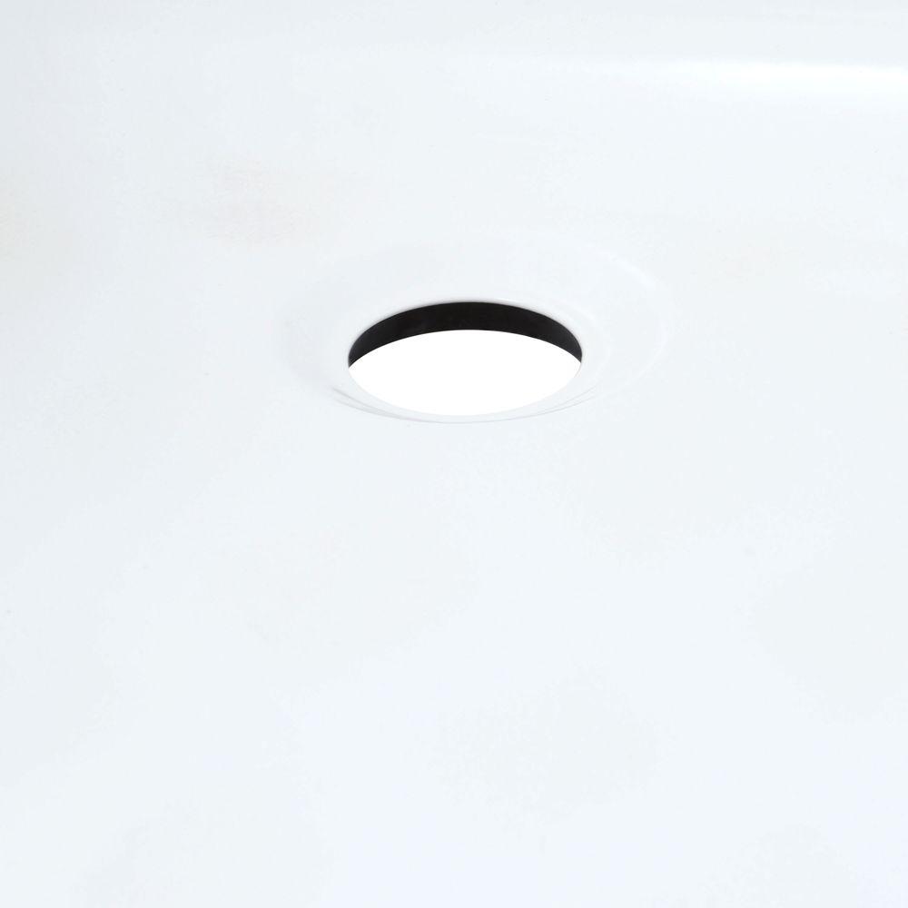 Cambridge® Americast® 60 x 32-Inch Integral Apron Bathtub With Right-Hand Outlet