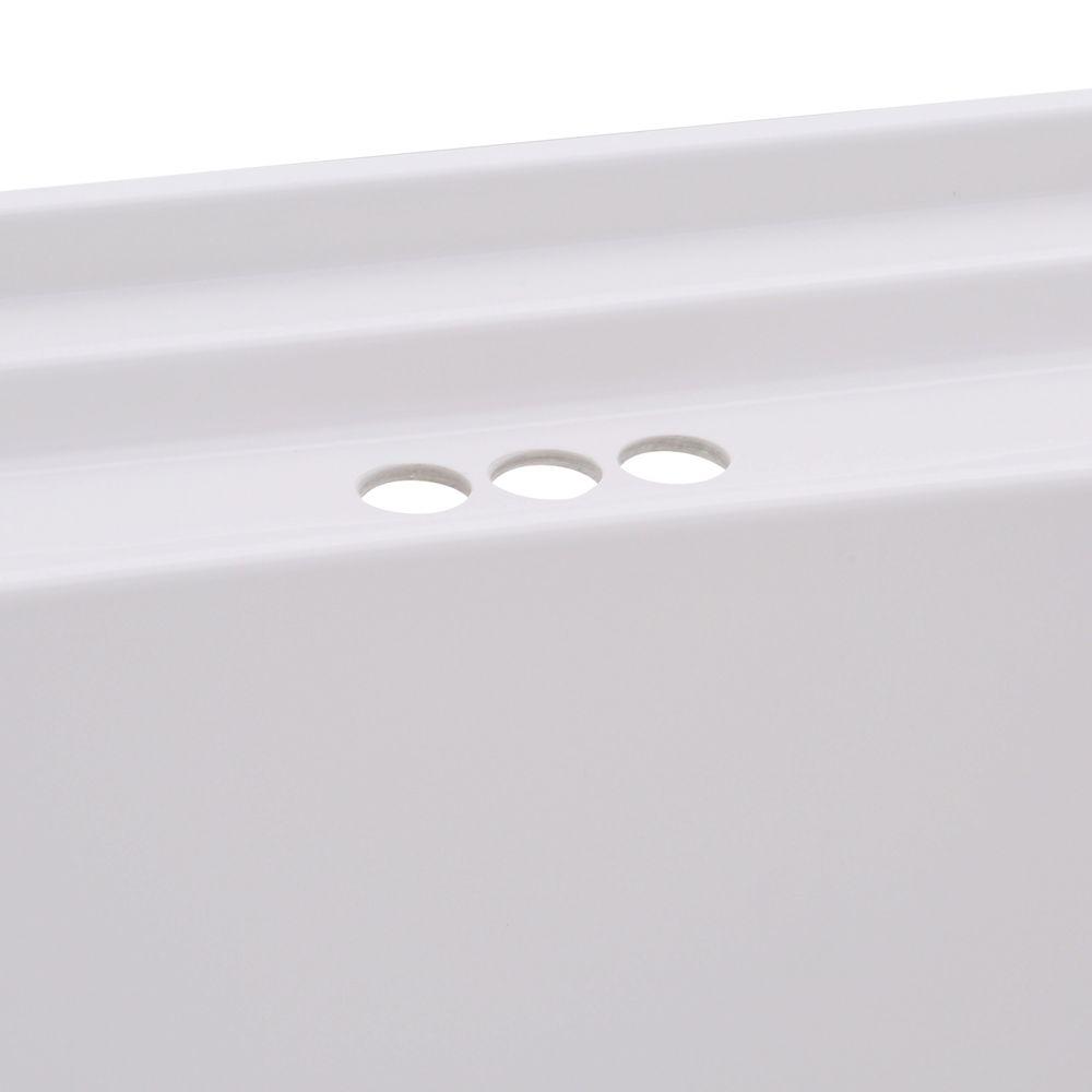 EverClean 60x32 inch Whirlpool with Apron