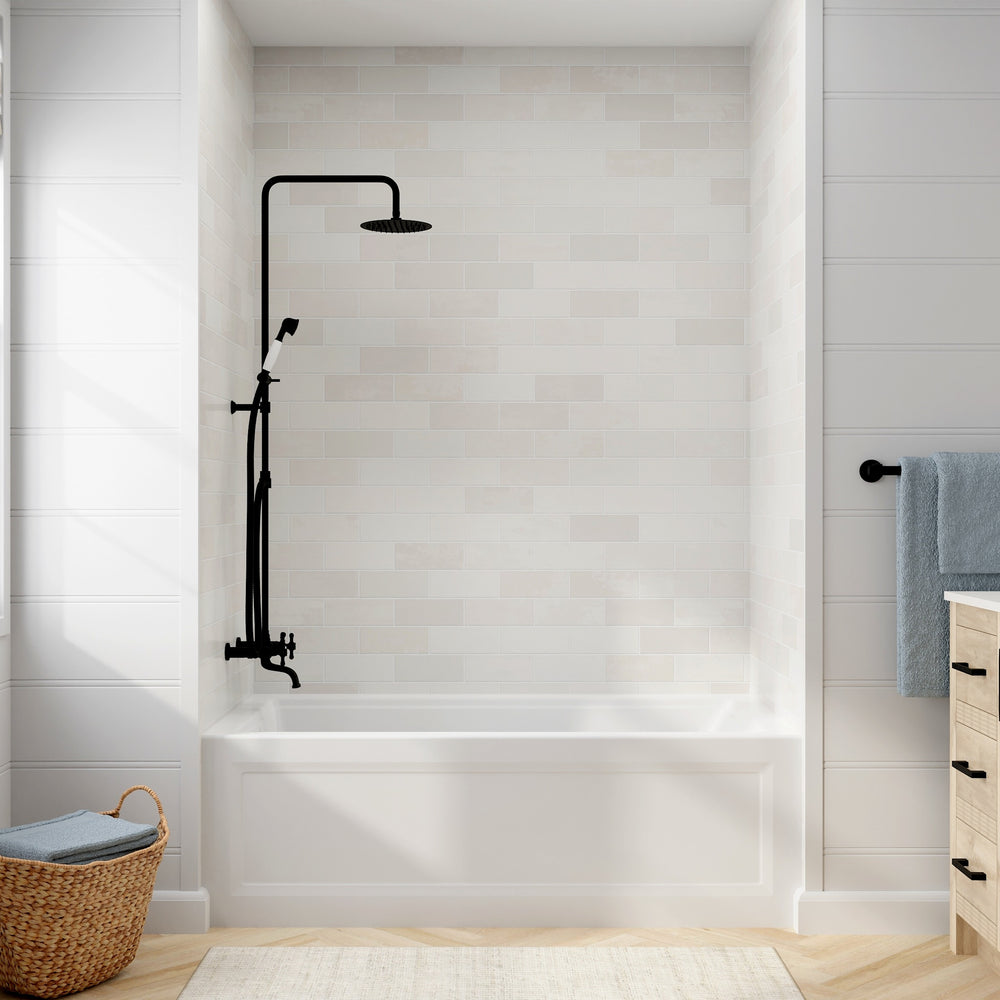 Town Square S 60 x 30-Inch Integral Apron Bathtub With Left-Hand Outlet